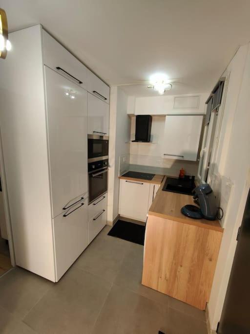 Joli Appartement Au Pied Du Tramway Bezons Ngoại thất bức ảnh