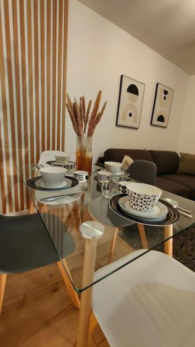 Joli Appartement Au Pied Du Tramway Bezons Ngoại thất bức ảnh