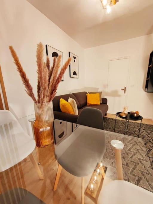 Joli Appartement Au Pied Du Tramway Bezons Ngoại thất bức ảnh